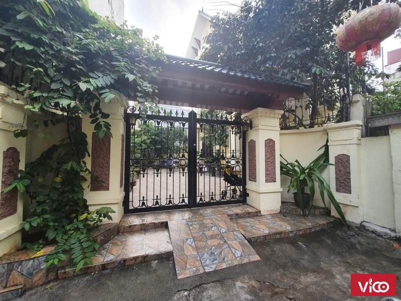 Biệt thự sân vườnsổ đẹpXuân Đỉnh Đỉnh 302m2, 3 tầng, giá 15 tỷ