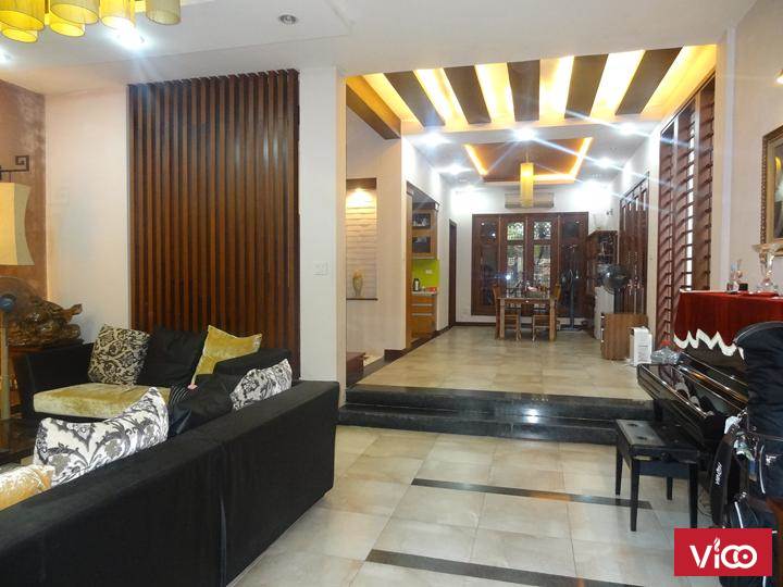 Cho thuê biệt thự Dịch Vọng, nhà ngay gần công viên Cầu Giấy