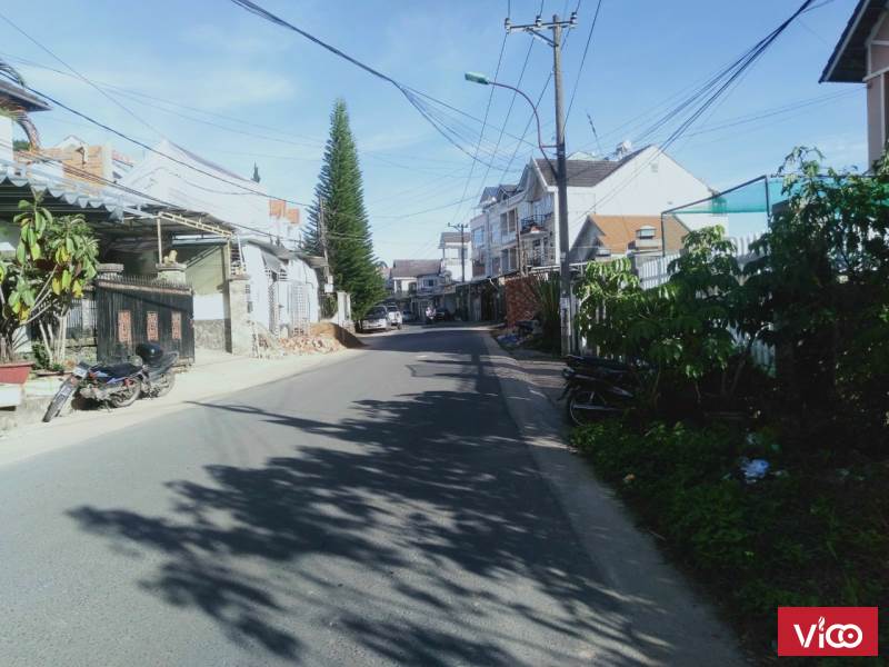 Nhà đất Đà Lạt cần bán đất đẹp lợi hầm Đường đẹp thuận tiện kinh doanh buôn bán định cư lâu