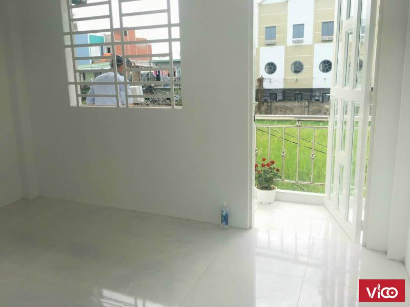 Bán nhà sổ hồng riêng, trung tâm quận Thủ Đức, cách Phạm Văn Đồng 500m.