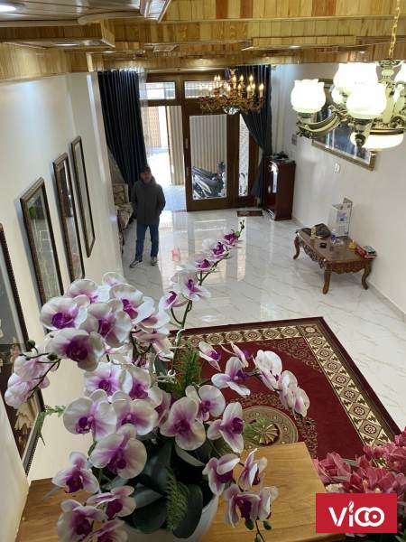 Cần bán khách sạn nội thất sang trọng gần trung tâm thích hợp cho việc kinh doanh khách