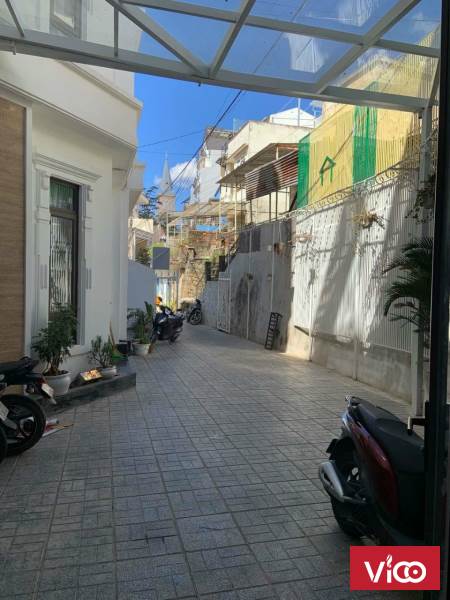 Cần bán nhà Đà Lạt khu đông dân cư gần trung tâm Đà lạt thích hợp cho việc định cư lâu