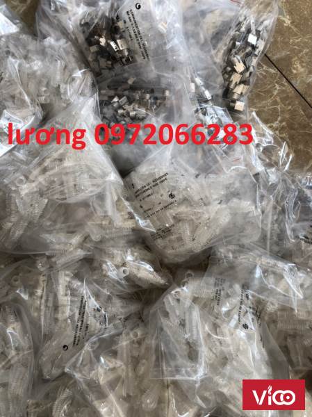 Đầu bấm mạng cat6 COMMSCOPE PN 621119893 loại 1 mảnh