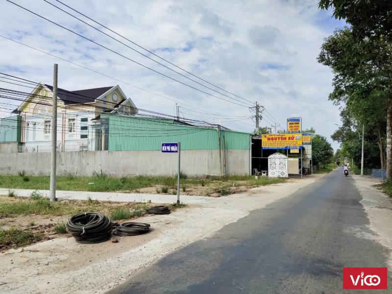 Còn Duy Nhất Một Nền Thổ Cư 100%, Sổ Hồng Sẵn, Thích Hợp Định Cư Hay Đầu Tư Bán Lại.