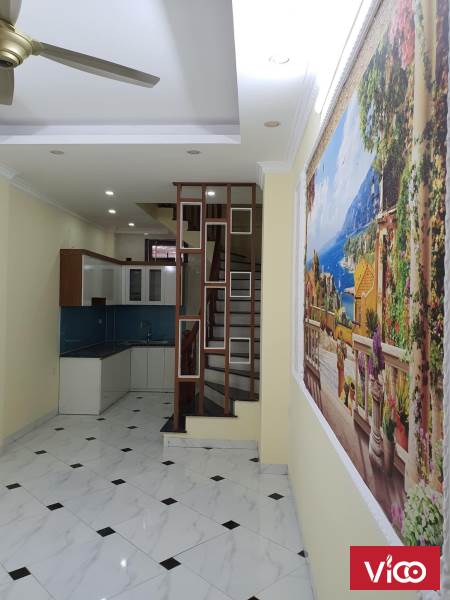 Bán nhà phố Khương đình 35m x 5 tầng giá 3,4 tỷ