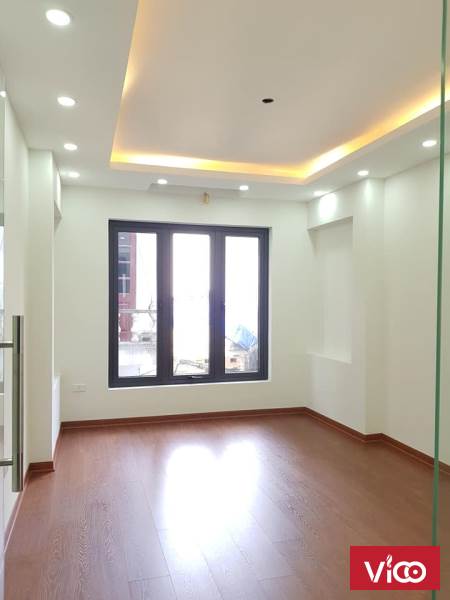 Oto tránh 5m, 3 thoáng Khương Trung DT 50m2x5T, MT 5m Giá 4tỷ5