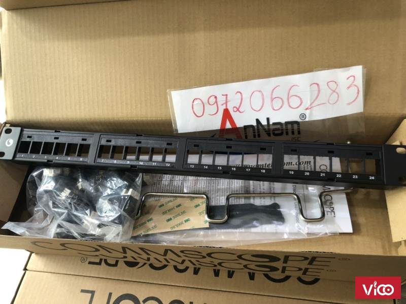 Thanh đấu nối patch panel 24 cổng cat6 UTP,1U mã 760237040 913750552
