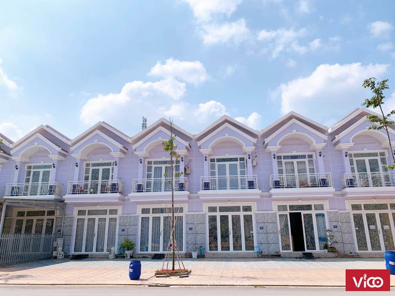 Bán nhà phố trả góp tại khu đô thị Thịnh Gia, Bình Dương, chỉ 580 triệu sở hữu ngay!
