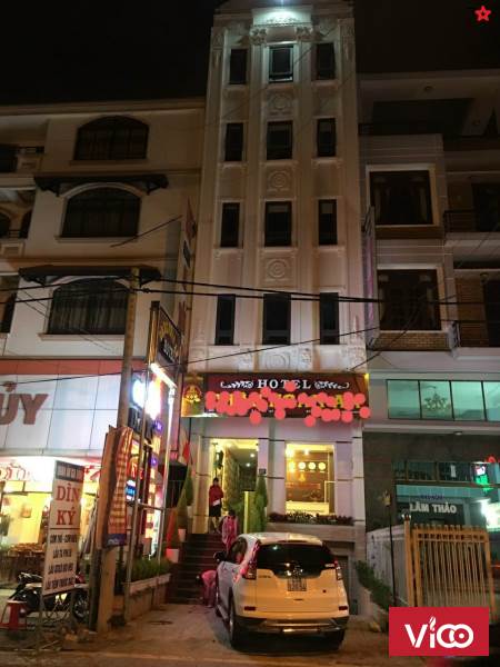 Bán khách sạn đẹp, sang trọng đường Bùi Thị Xuân, phường 2, tp Đà Lạt.