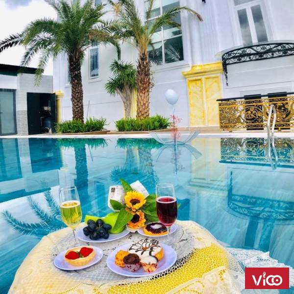 Bán khách sạn view hồ bơi siêu đẹp đường Xô Viết Nghệ Tĩnh P7 Tp.Đà Lạt.