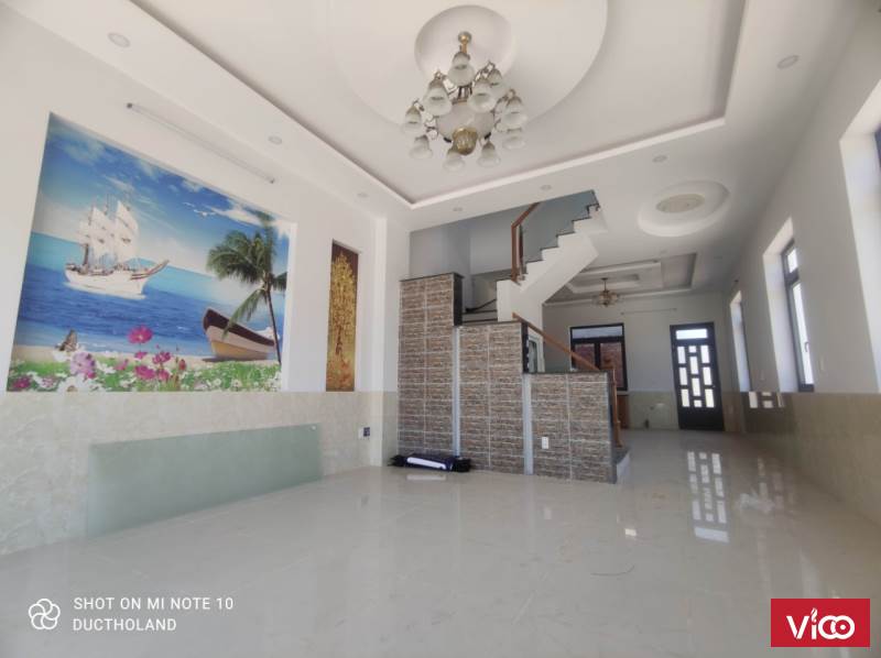Bán nhà SHR mặt tiền100m2, 3 tầng Dĩ An, Bình Dương, chỉ 3tỷ1, hỗ trợ NH