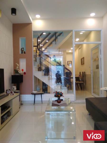 Bán Nhà Thích Quảng Đức. DT 42m2. LH 0932155399.