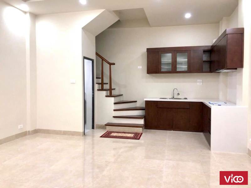 Nhà cực đẹp ở Đội Cấn trung tâm quận Ba đình. Phong cách thiết kế kiểu Pháp. 33m2 5T giá chỉ