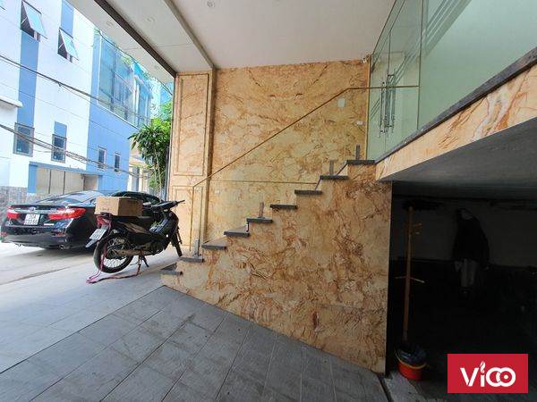 Tòa nhà văn phòng 7 tầng nổi 1 tầng hầm, hàng xóm khu Liên Cơ Võ Chí Công 110m2