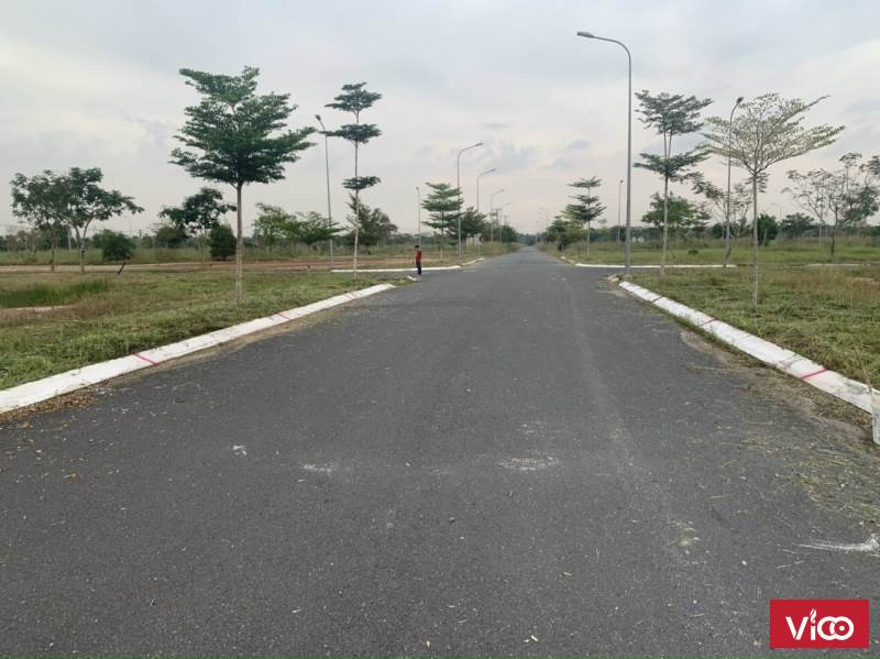 Bán gấp lô đất chính chủ giá tốt cho anh,chị đầu tư, vị trí bao đẹp, khu dân cư Daresco Đức Hòa 3.