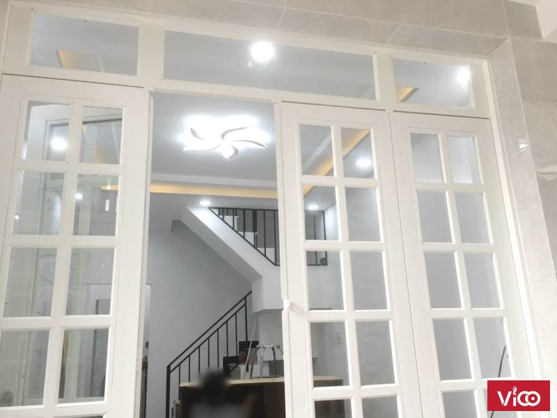 Cho thuê nhà đẹp 2 lầu đường Tạ Quang Bửu P3 Q8