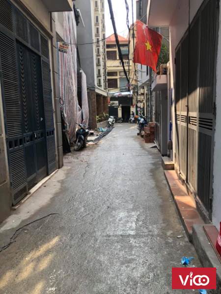 Cần bán gấp nhà Phố Đào Tấn, 35m2, nhà 3 tầng, giá 3ty3 tỷ.