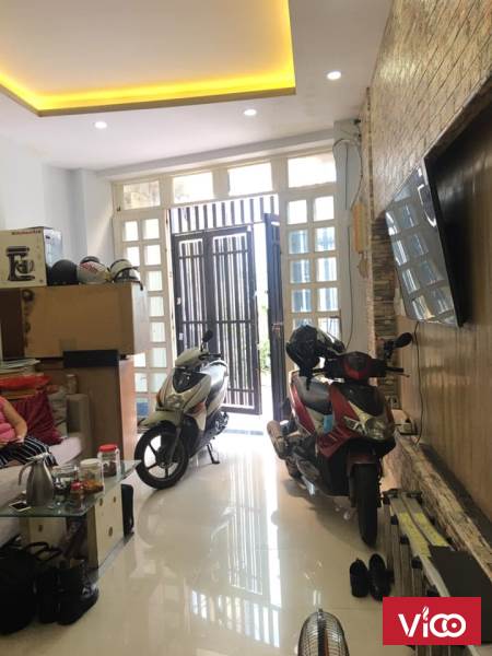 BÁN NHÀ HẺM 6M, LẠC LONG QUÂN, SÁT MẶT TIỀN, 48,5 M2, 6,5 TỶ