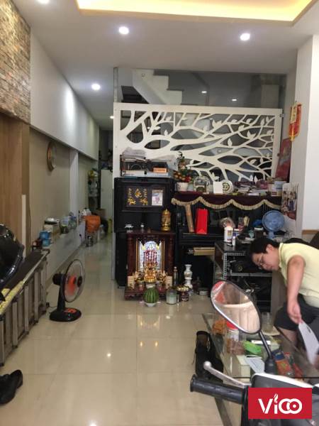 BÁN NHÀ HẺM 6M, LẠC LONG QUÂN, SÁT MẶT TIỀN, 48,5 M2, 6,5 TỶ