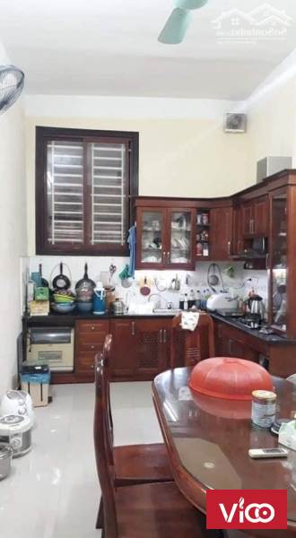 Bán gấp nhà riêng Phố Chùa Láng, Q. Đống Đa. LH 0846 282 986.