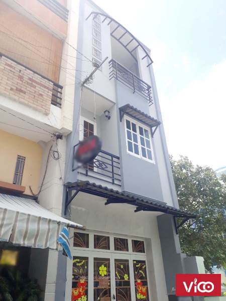 Nhà 2 lầu cho thuê HXH vào tới nhà 137 Âu Dương Lân P3 Q8