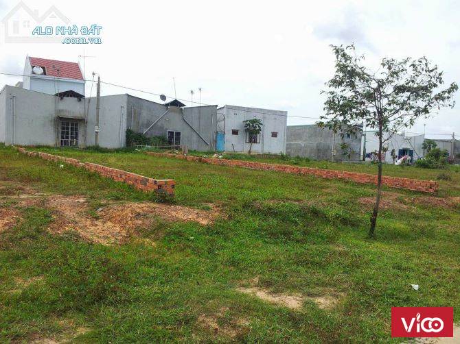 Cần sang nhượng 2 lô đất trong Khu dân cư tại Long an chỉ từ 300 triệu