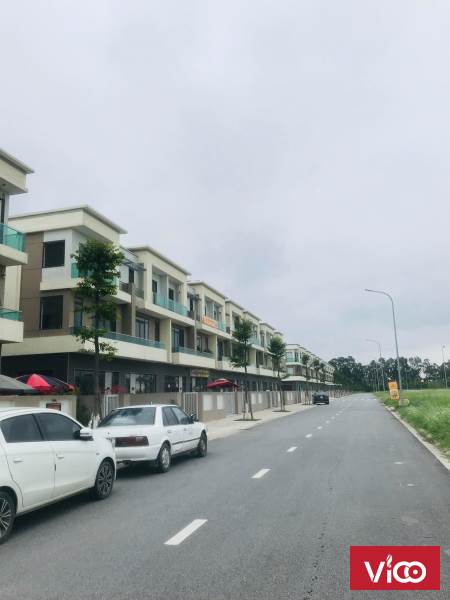 Chủ nhà cần sang nhượng lại shophouse 3 tầng trục đường 26m