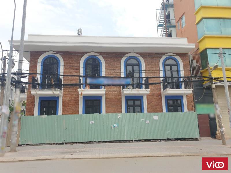 Cho thuê nhà 1 lầu DT 20 x 20m mặt tiền đường Cao Lỗ Phường 4 Quận 8