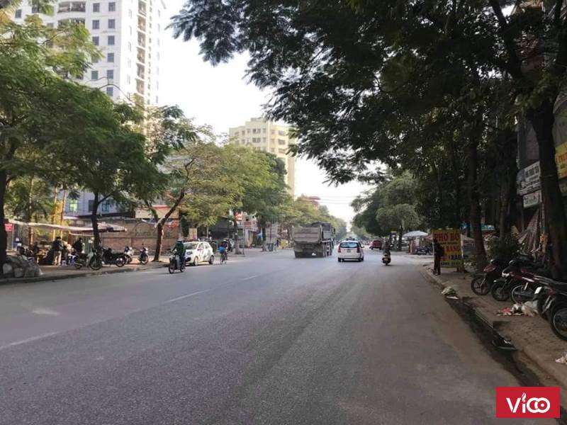 MẶT PHỐ 3 Ô TÔ TRÁNH VỈA HÈ ĐÁ BÓNG THOÁNG TRƯỚC SAU KINH DOANH VÔ ĐỊCH65m5