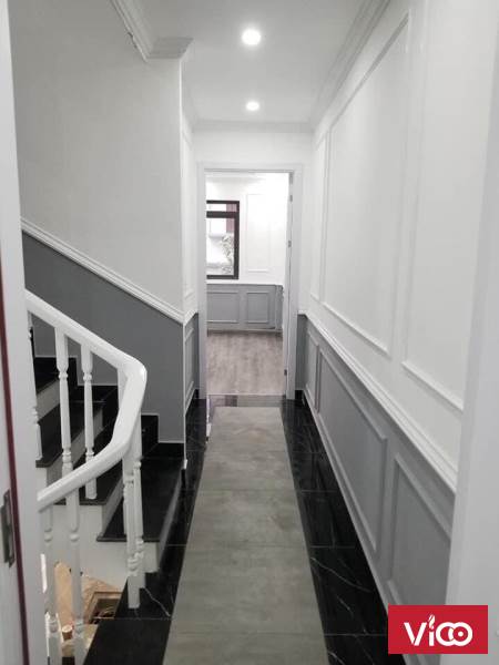 Bán gấp căn Định Công Thượng mới tinh, ngõ rộng ô tô đỗ cửa, kinh doanh tốt, gần khu đô thị tiện