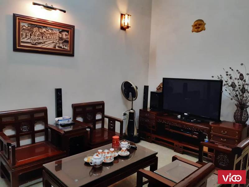 Bán nhà Nguyễn Đình HoànCầu Giấy, mặt ngõ, lô góc, 71m, mặt tiền 5.3m, chỉ 5 tỷ.
