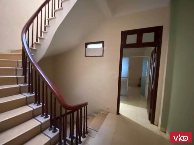 Bán nhà Nguyễn Ngọc Vũ Cầu Giấy Ngõ ô tô tránh Phân lô Kinh doanh tốt Khả năng sinh lời cao