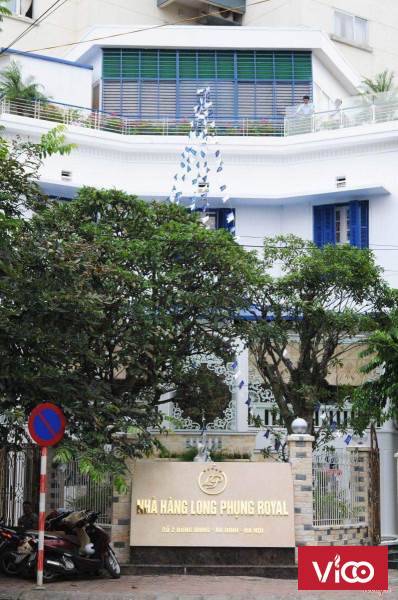 Chính chủ cho thuê nhà mặt phố số 2 Đặng Dung, Ba Đình DT 300m2 Giá 150tr/th LH 0982059699