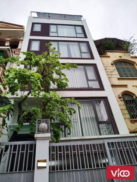 Bán nhà Chùa Bộc Đống Đa 50m 5 tầng phân lô vỉa hè ô tô tránh hai mặt thoáng.