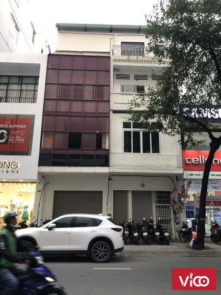 Nhà cho thuê đường Võ Văn Tần Quận 3 giá rẻ. Diện tích 4,5x19m. 1 trệt 4 lầu