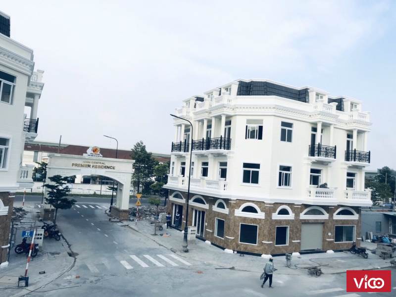 Kẹt vốn bán nhanh căn nhà phố mặt tiền đường 25m, trả trước 700tr nhận sổ