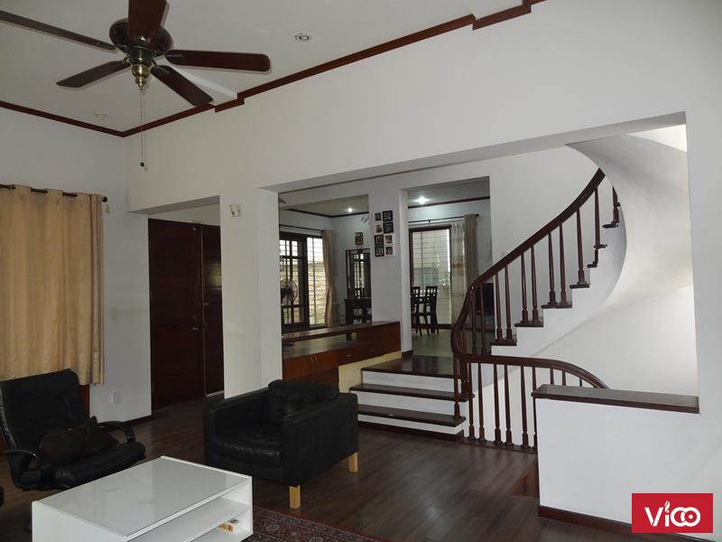 Chính chủ gửi bán biệt thự Vườn Đào, nhà xây siêu sang, gia chủ để ở. 230m2, 250m2 và 300m2