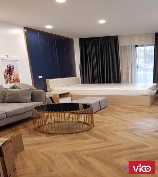 Bán toà Apartment 18 căn hộ cao cấp phố Trích Sài, 3 mặt thoáng view Hồ Tây Danh thu 2 tỷ/năm