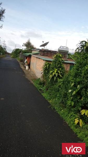 Bán nhà và đất hẻm Đường Tố Hữu, Phường Lộc Sơn, Thành phố Bảo Lộc, Lâm Đồng.