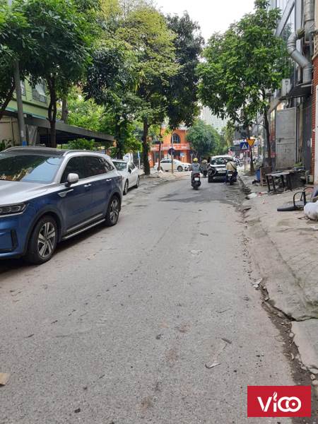 Bán nhà liền kề Làng Việt kiều Châu Âu, 4 tầng, diện tích 80m2, mặt tiền 4.5m, giá nhỉnh 13 tỷ.