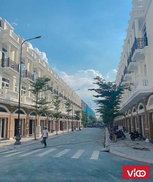 Chính Chủ Kẹt Tiền Bán Gấp Lô Đất DA ICon Central 4 Mặt Tiền Đường Thông