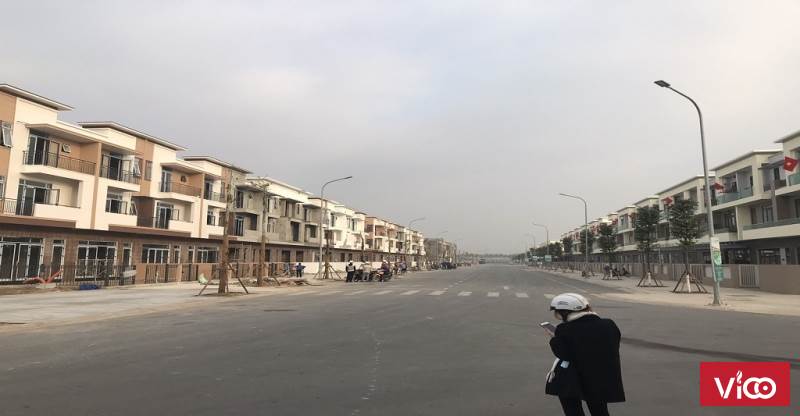 CẦN BÁN GẤP NHÀ 4 TẦNG KĐT CENTA VSIP DO KHONG CÓ TIỀN VÀO THEO TIẾN ĐỘ