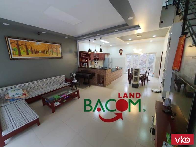 CẦN BÁN GẤP NHÀ BIỆT THỰ SÂN VƯỜN PHƯỜNG TÂN PHONG, TP. BIÊN HÒA DT 200M2 ĐẸP MÁT MẺ