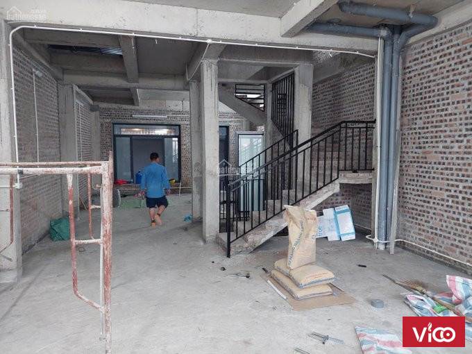 Tôi cho thuê làm văn phòng giao dịch, kho chứa (hàng hóa sạch) tại khu D, KĐT mới 2 bên đường