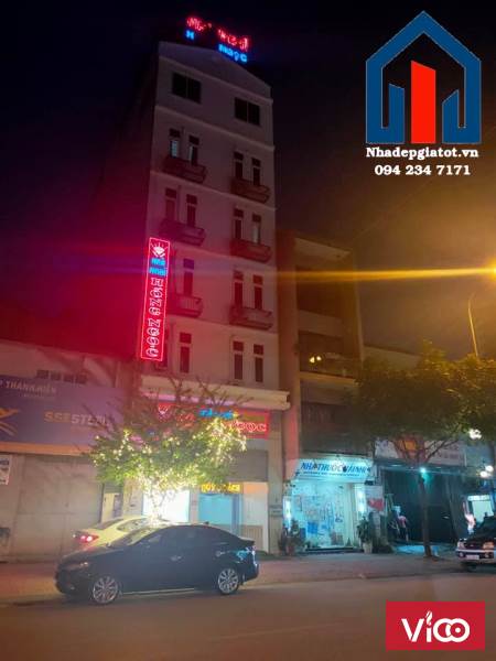 Bán nhà mặt phố Trạm, Long Biên 146m2 với 2 mặt tiền. LH 0942347171