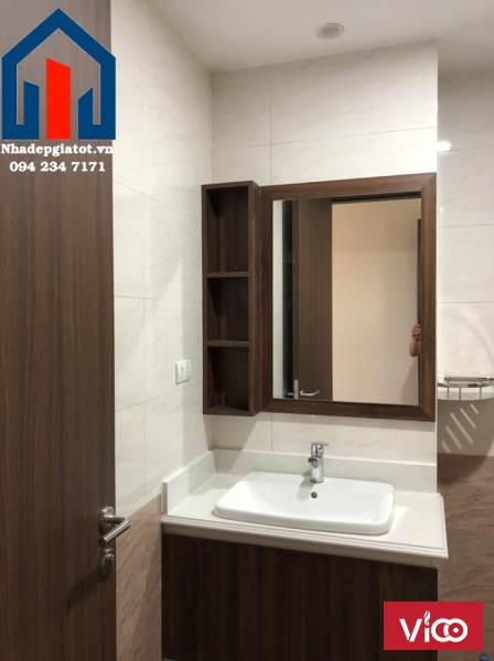 Bán nhà Phố Trạm, 32m2, vài bước ra phố, đường ô tô tránh. 0942347171
