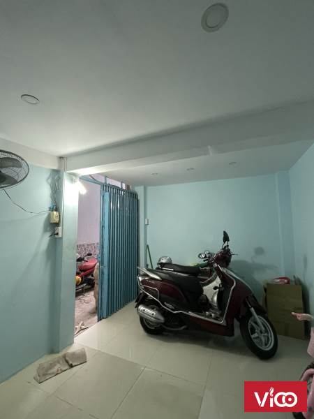 Bán nhà Âu Cơ, 32m2, 5 tầng, ngang 4m, Tân Bình, giá 2 tỷ 7.