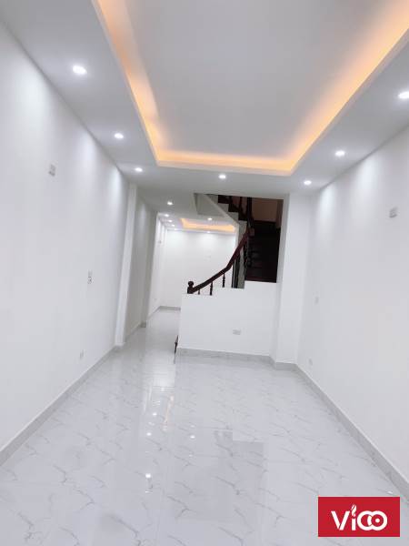 Chính chủ bán nhà ngõ 281Tam Trinh Hoàng Mai HN 2 ôtô tránh DT 50m2 x 5 tầng