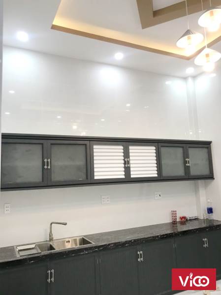 Cho thuê nhà 56m2/1 lầu/2PN mặt tiền chính Hồ Thành Biên P4 Q8