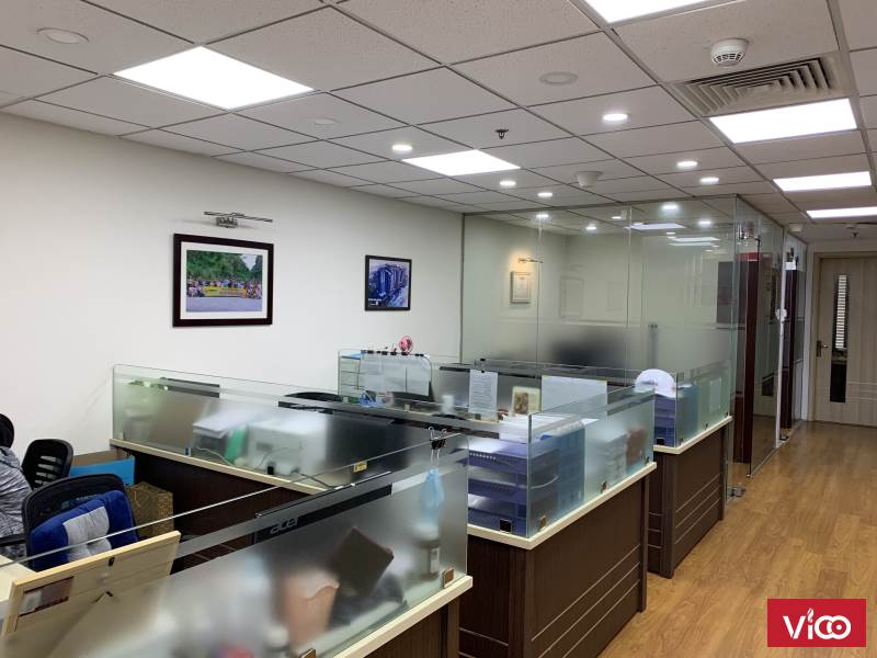 Cho thuê sàn vp diện tích 120m tại tòa nhà Diamond bàn giao như hình. Giá hấp dẫn